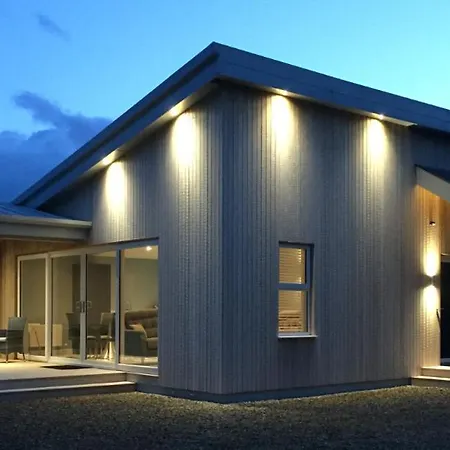 Executive Lakeside Lodge At Mullans Bay Kesh Exterior photo