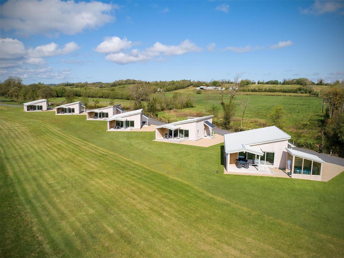 Chalet Executive Lakeside At Mullans Bay Kesh